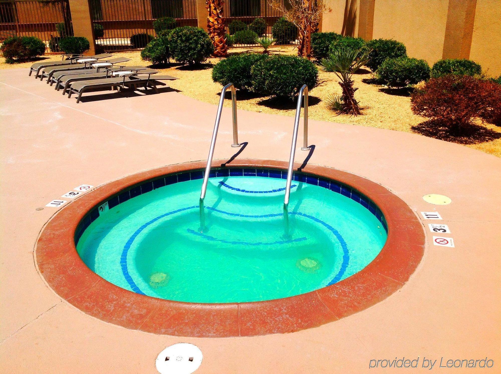 Holiday Inn Express Hotel & Suites Barstow By Ihg Exterior photo
