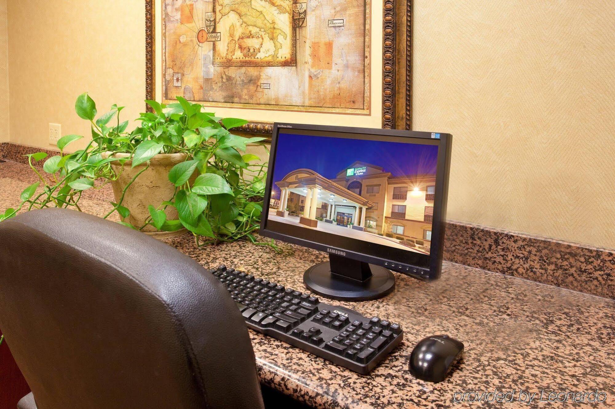 Holiday Inn Express Hotel & Suites Barstow By Ihg Exterior photo